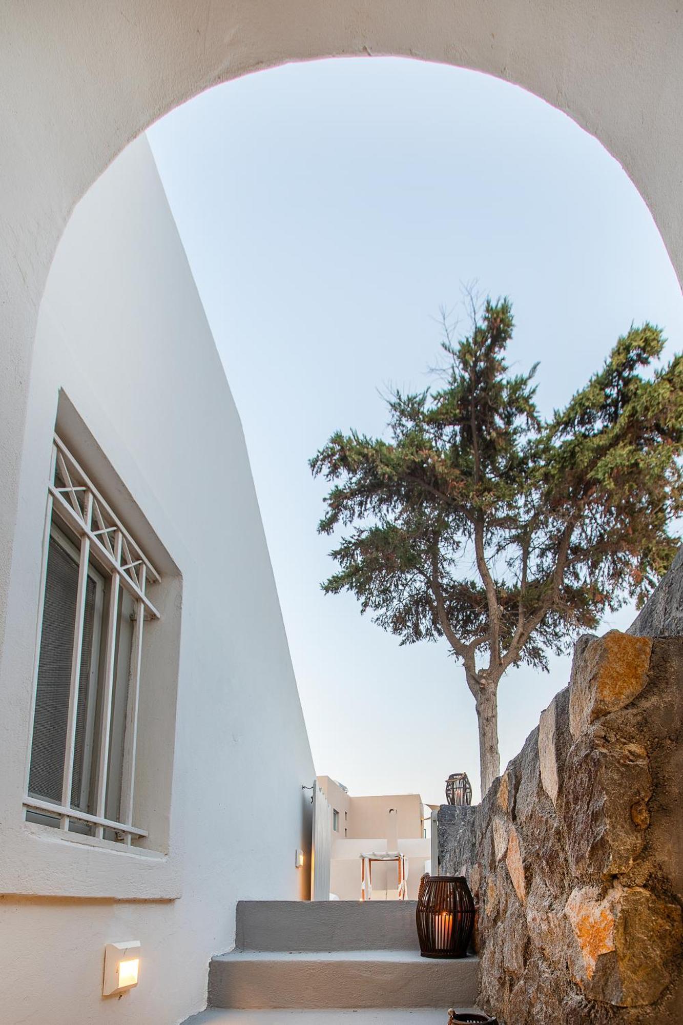 Santorini Villatzio Suites Мессария Экстерьер фото