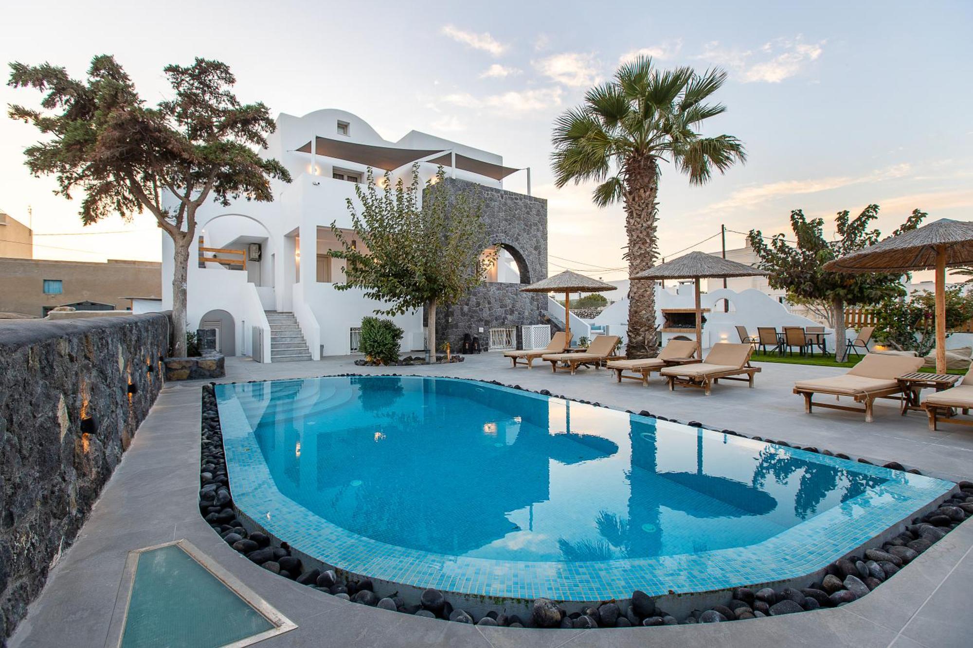 Santorini Villatzio Suites Мессария Экстерьер фото