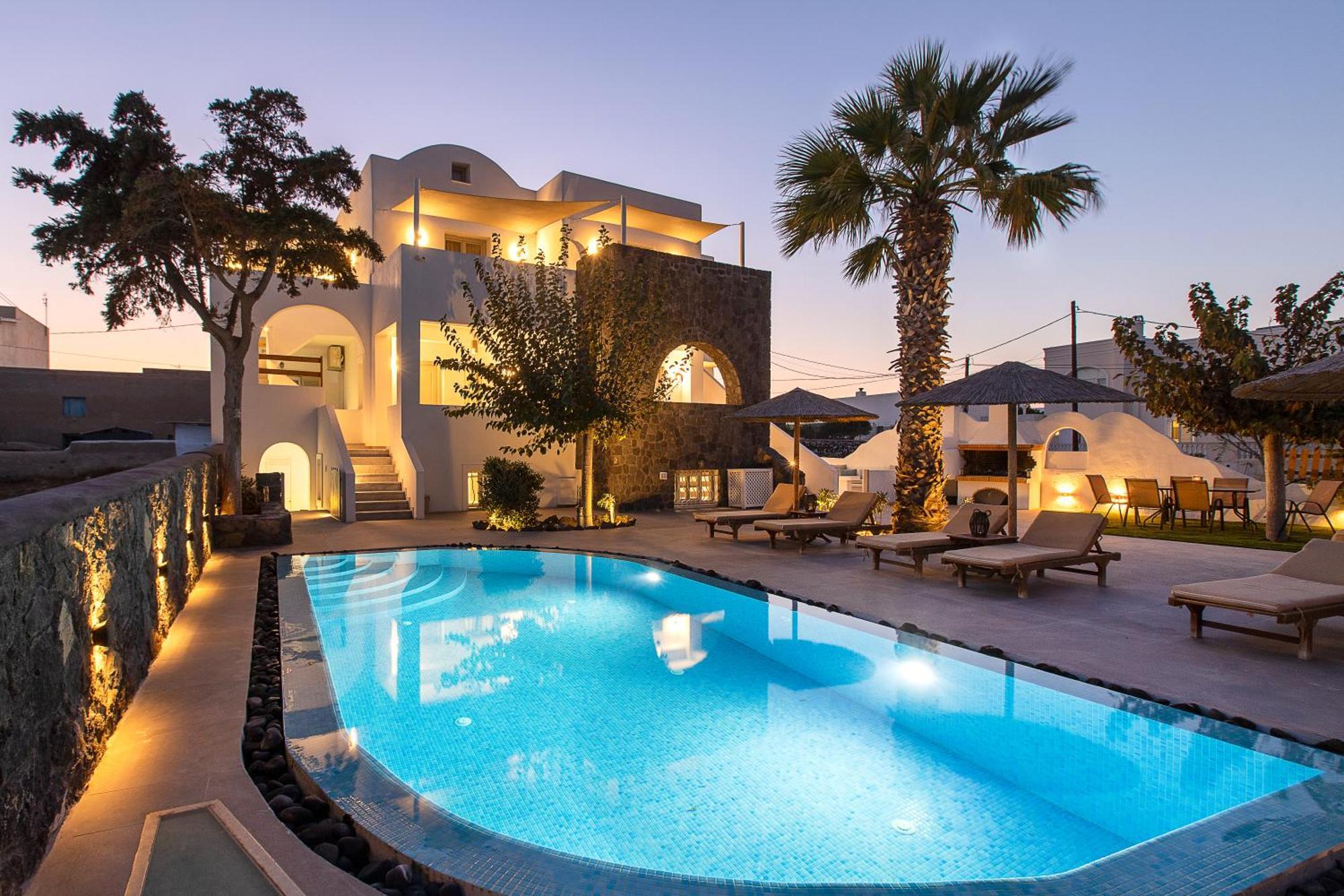 Santorini Villatzio Suites Мессария Экстерьер фото