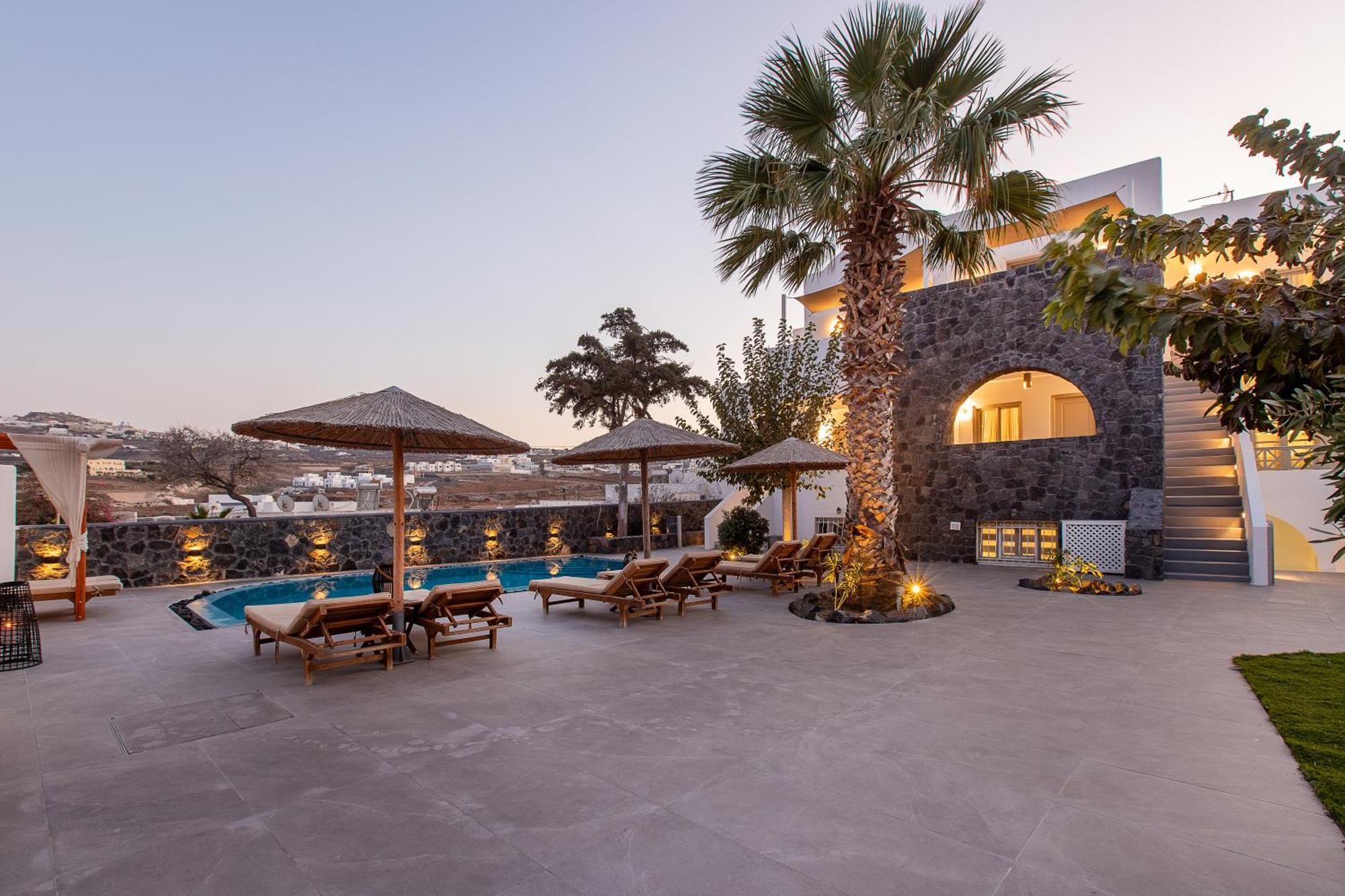 Santorini Villatzio Suites Мессария Экстерьер фото